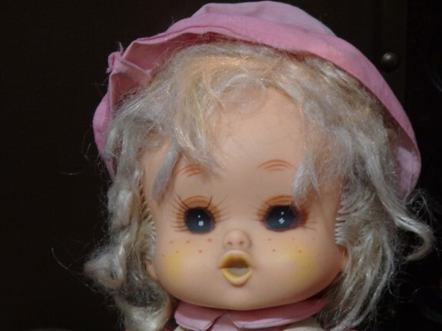 お人形 かわいいドール そばかすメイド モンチッチ 前期型 まとめ買い歓迎 ヒカウキ古道具商會 ーふるきよきもの なつかしきもののお店ー
