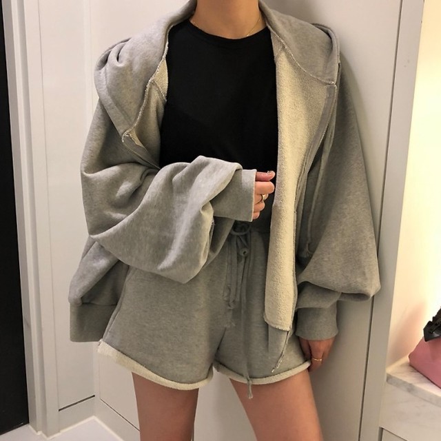 パーカー セットアップ レディース スウェット 上下セット 韓国 ファッション レディース 春服 ハーフパンツ ジップアップパーカー ２点セット 韓国 セットアップ 春 可愛い ゆったり オーバーサイズ スウェット パーカー ショートパンツ Vestito
