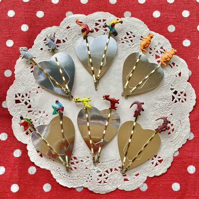 昭和レトロ オモチャモチーフ ヘアピン 2本セット ケダマヤ商店