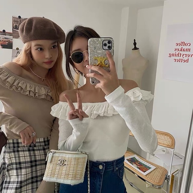frill shoulder tops
