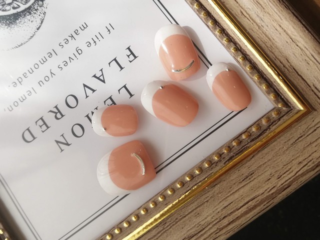 No 10 シンプル ベージュ ホワイト フレンチネイル 上品 オフィス 授業参観 お出かけ On Nail