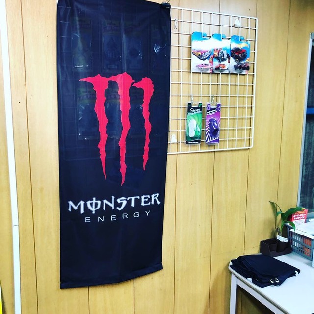 Monster Energy 縦長バナー 110 46 赤爪 湘南大ちゃん本舗