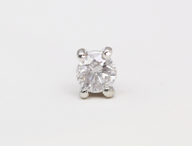 ◯ダイヤモンドパーチ◯天然ダイヤモンド〈無色〉◯0.15ct◯PT900