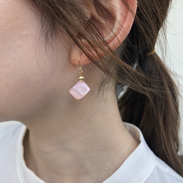 ピアス アクリル キューブ ピアス P 0079 Noakes