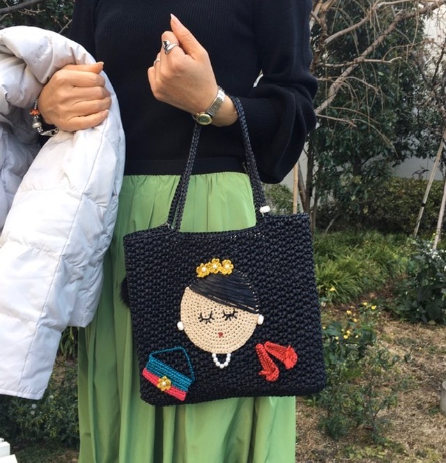 キラキラトートバッグ ｓｈａｎｔｉ デコレーション ブラック クルーズ インターナショナル Crews Theshop