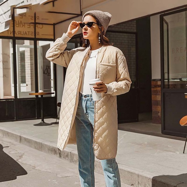 不変のシンプルデザイン ノーカラー キルティング コート ミドル丈 アイボリー 膝丈 キレイめカジュアル Garage Diva 106