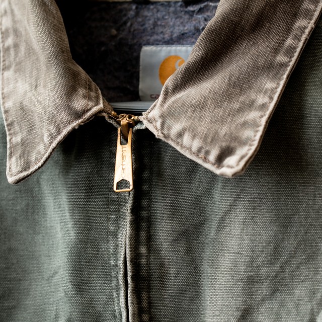 カーハート デトロイトジャケット モスグリーン 古着屋けーず