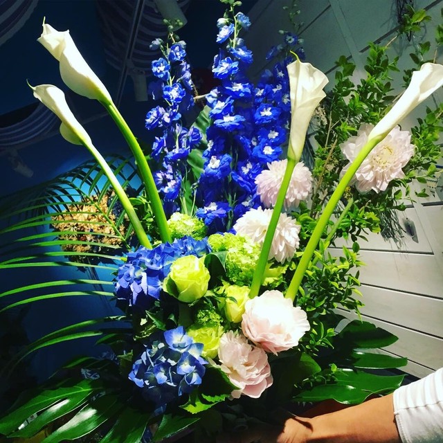 季節の花束 フラワーギフト 誕生日 記念日 Flower Resort Store Siow Easy