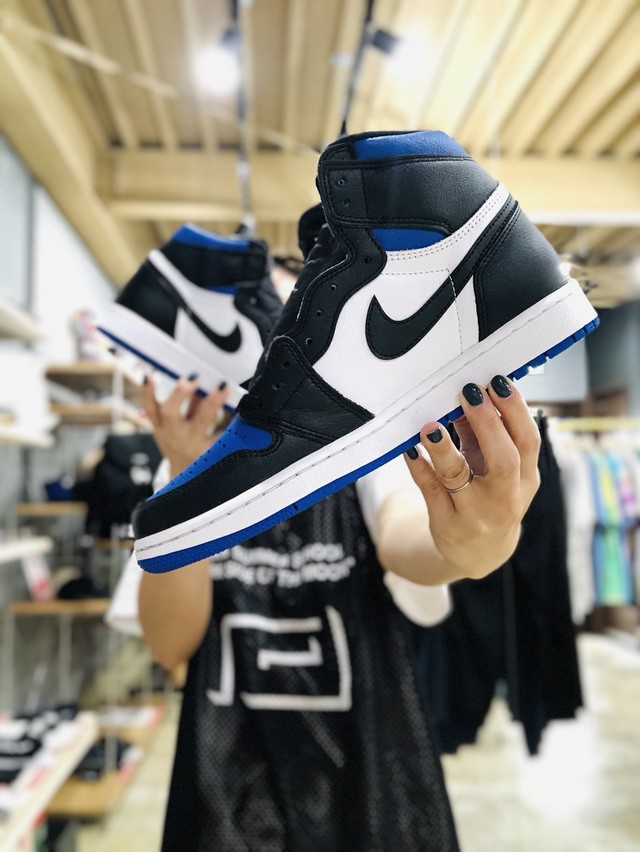 Nike Air Jordan 1 Retro High Og Royal Toe Black Black White Game Royal ナイキ エアジョーダン 1 レトロ ハイ オリジナル Royal Toe ブラック ホワイト ゲームロイヤル Inception