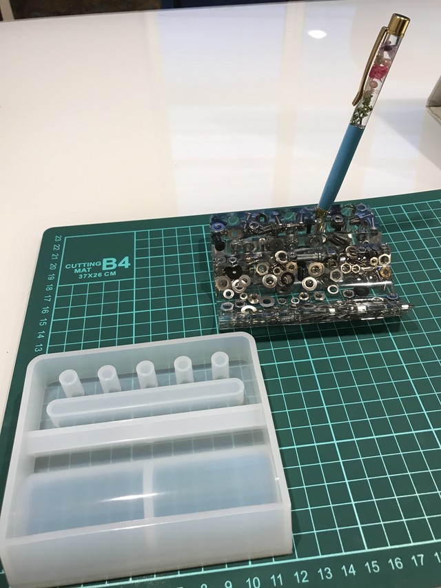 携帯置きモールド ペン立て 小物入れ 鏡面モールド Grace Aid