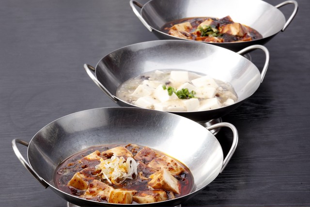 レンジだけで出来る本格四川レトルト麻婆豆腐の素 3個入り 送料込み Genbu