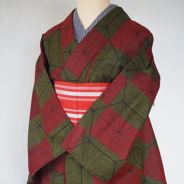 麻の葉模様シルクウール着物 Kimono Bito