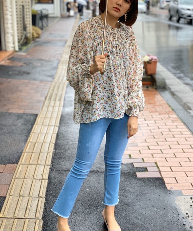 花柄オフショルダー Flower ブラウス 花柄ブラウス 韓国 韓国ファッション Koreafashion Korea 韓国ファッション通販 Andynextjapan