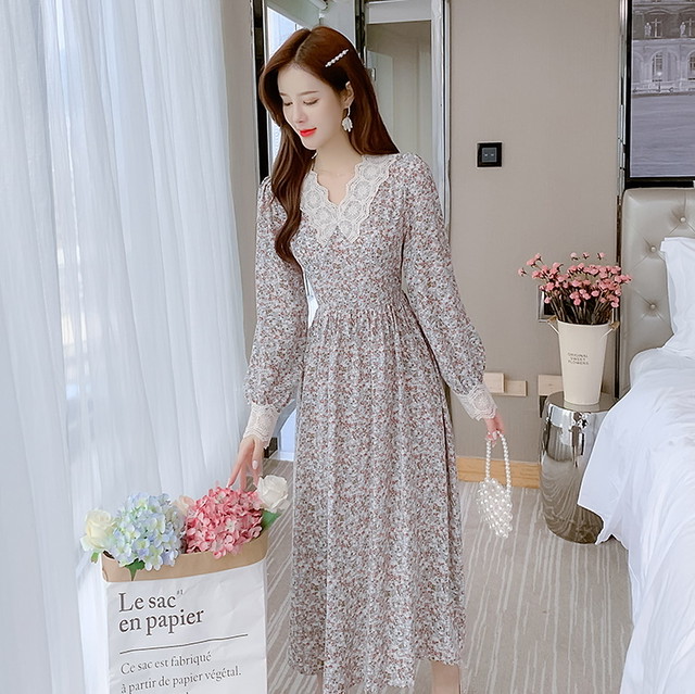 レディース ワンピース ロング ワンピース ドレス 長袖 ｖネック レース シフォン 小花柄 総柄 ロング丈 ハイウエスト ａライン スカート ワンピース 春秋 エレガント きれいめ おしゃれ 大人可愛い ガーリー お出かけ デート 女子会 二次会 通勤 通学 旅行 普段着 ライト