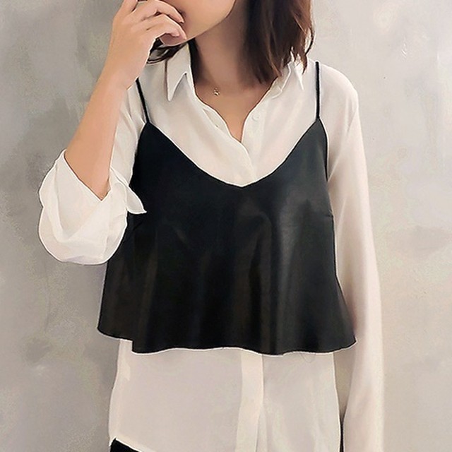 キャミソール ビスチェ ブラック 黒 ベスト セクシー フェイクレザー ショート丈 大人可愛い オールシーズン Choco Chaco