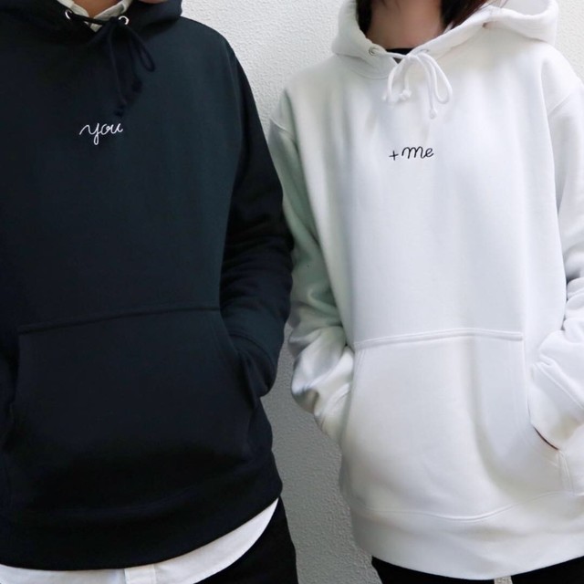 you+me パーカー(真ん中刺繍) | us_samecloth 【お揃い ペアルック ...
