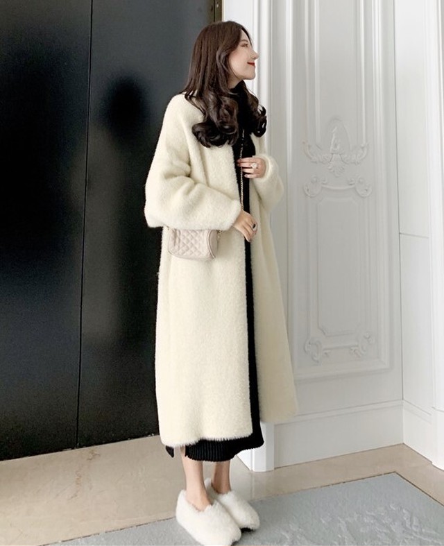 ファーコート ガウンコート ノーカラー フェイクファー ロングコート 羽織り かわいい きれいめ エレガント カジュアル おしゃれ おでかけ デート パーティー Crystalhk