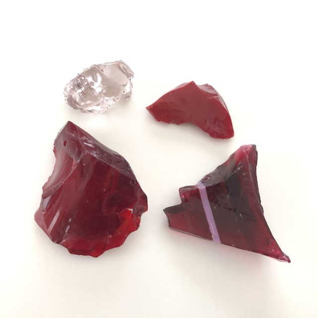 アンダラ スカーレットシフト 赤 ドラゴンズブラッド レアカラー ドラゴンの鱗 Kupukupu 天然石ショップ