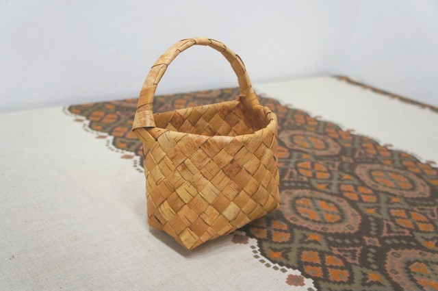 北欧 白樺バスケット 壁掛け ミニ アペテラ Apetera