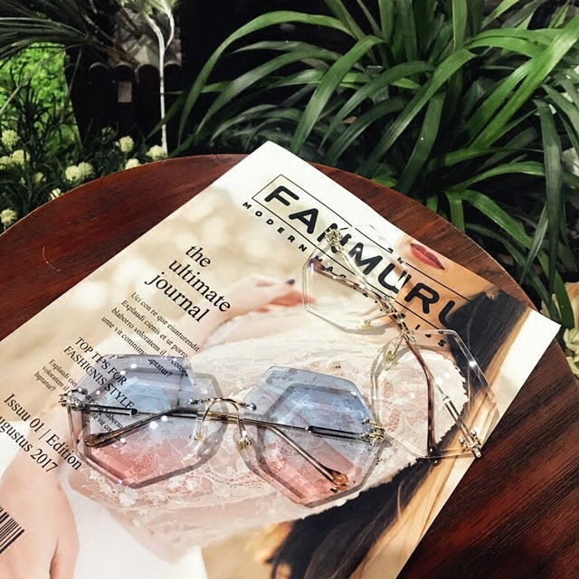gradation design sunglasses