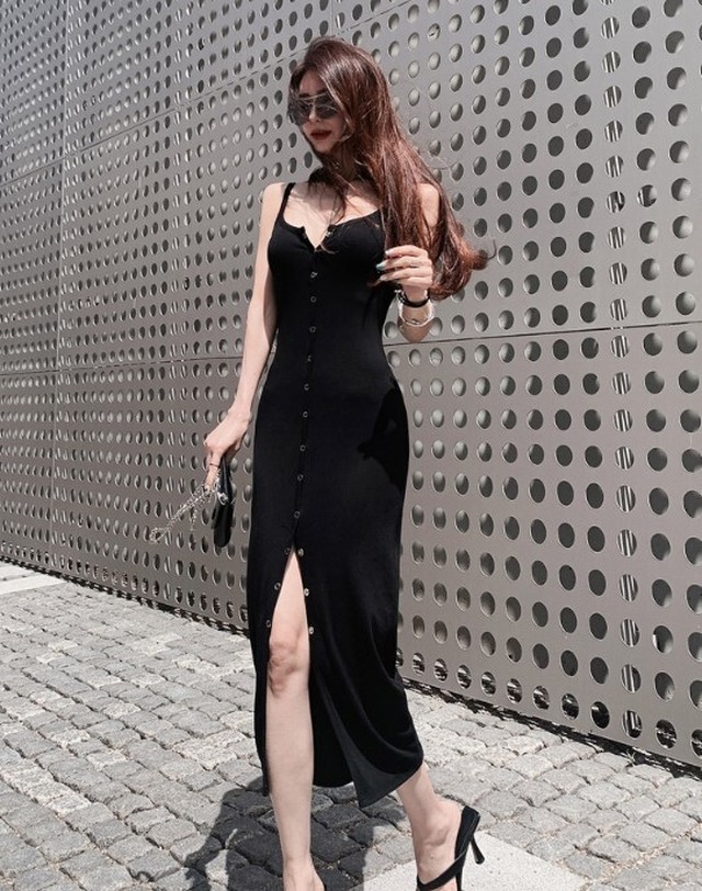 ワンピース レディース 春夏 キャミワンピース タイトワンピース ロング丈 無地 セクシー ボタン Ab1722 Valentina210