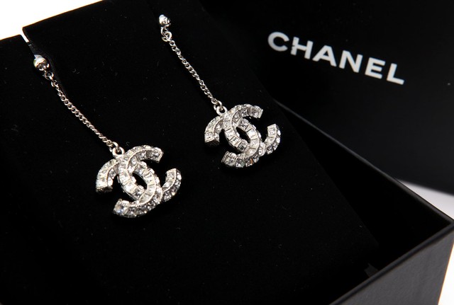 シャネル Chanel ピアス ココマーク シルバー アクセサリー 人気 新品 正規品 Ay003z3502 Amamoda