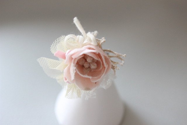 アンティークと小花の指輪e 人気 ピンク系 布花 リボン レース アンティークチュール リング 指輪 Shiny Nana