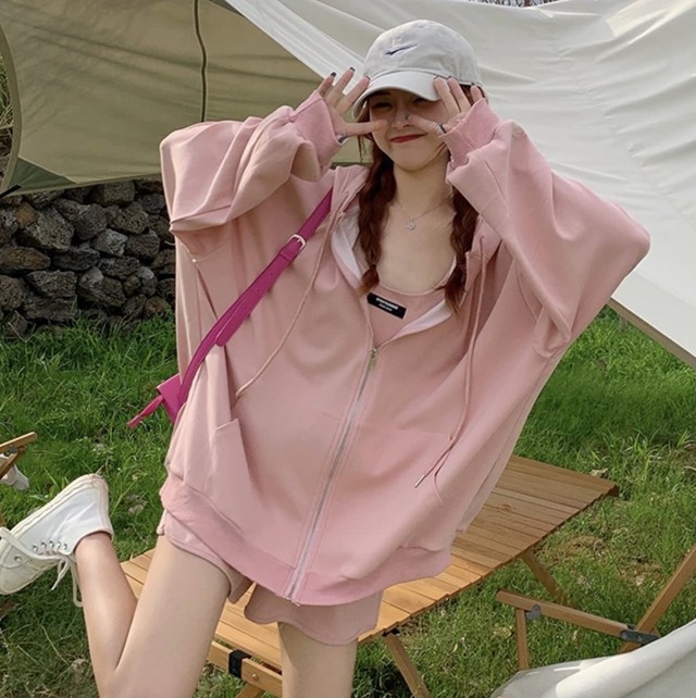 レディースファッション セットアップ パーカー ビスチェ キャミソール ショートパンツ ジャージ スエット 部屋着 スポーツウェア 2色 ルームウェア 3点セット 新作 More Lluze モア ルーゼ