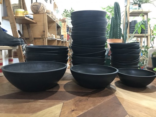 W25 4 プラ鉢 ボウル 浅型 ポットm 黒プラ鉢 ブラック 植木鉢 Clutch Furniture クラッチ ファニチャー