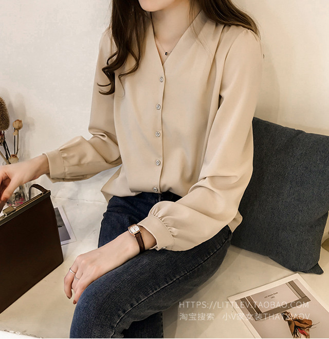ボリューム袖 ノーカラー 襟なし 薄手 Vネック 長袖 シャツ ブラウス トップス レディース 大きいサイズあり 秋コーデ とろみ シンプル 上品 ランチ お出かけ 春 秋 ベイクドカラー M L Xl 2xl 3xl 1029 Sayurio レディースアパレル ファッション プチプラ アラサー