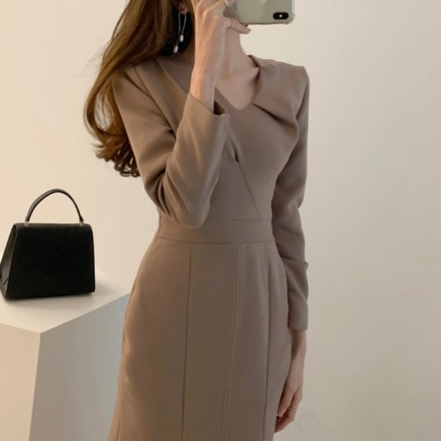 ワンピース ドレス 上品 お呼ばれ 韓国 ファッション 春 レディース ｖネック ワンピース 長袖 ワンピース ミモレ丈 白 黒 ベージュ 清楚 オフィスカジュアル シック フォーマル パーティー ワンピ ブライダル 二次会 結婚式 Vestito