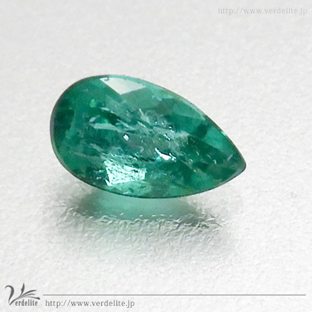 緑の宝石 Verdelite