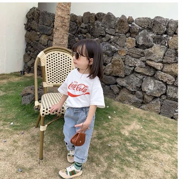 Kst1 Kids Baby 即日発送 送料無料 3色 コカ コーラ Tシャツ Coca Cola 子供服 韓国子供服 キッズ服 ベビー服 ツインコーデ リンクコーデ 親子コーデ カップルコーデ 夏服 春服 フェス イベント 家族コーデ コカコーラ Maile