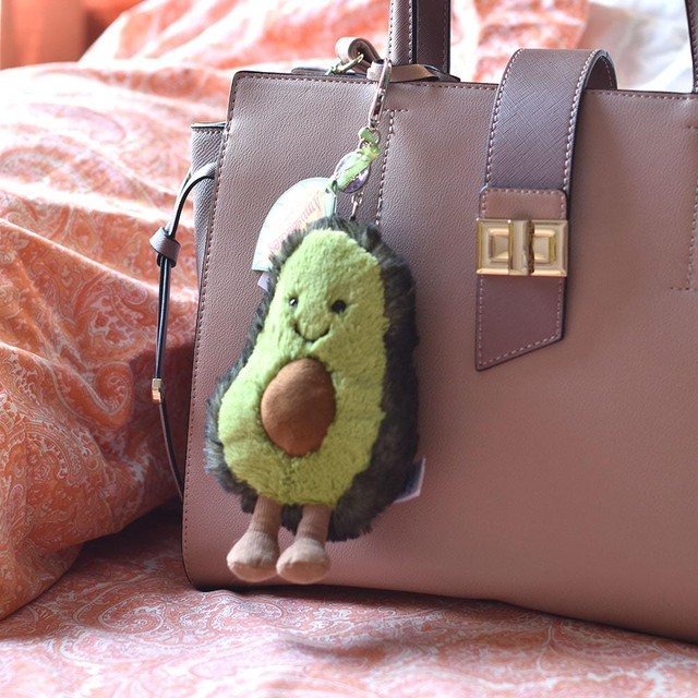 Amuseable Avocado Bag Charm ジェリーキャットアボカド キーホルダー バッグチャーム Etoffe エトフ 原宿にあるセレクトショップ Jelly Cat 正規販売店