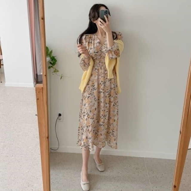 ワンピース 花柄 Vネック 長袖 キャンディースリーブ ミモレ丈 フレア Aライン ハイウエスト アンティーク調 ヴィンテージ レトロ ガーリー フェミニン きれいめ 春 夏 秋 Pa453 Mahha Planet