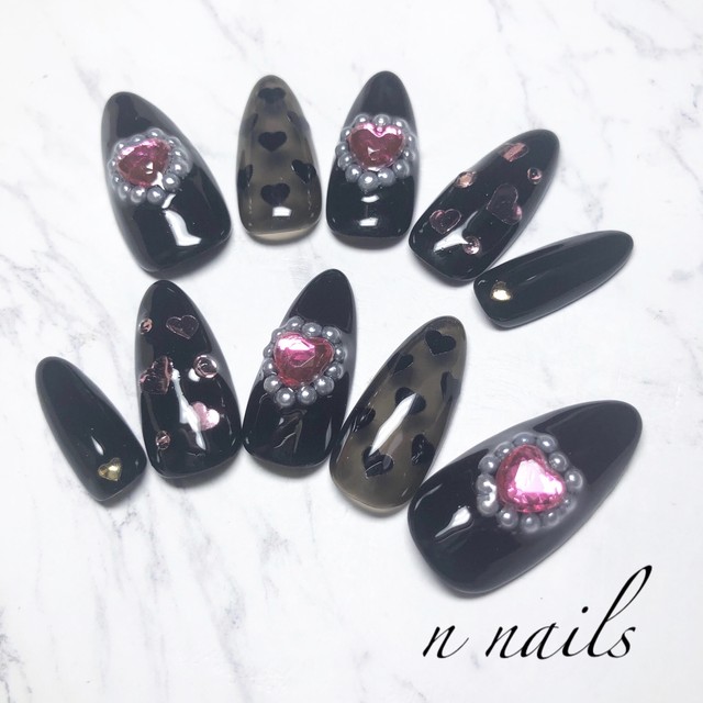 ブラック ラブリー ネイルチップ Nnails