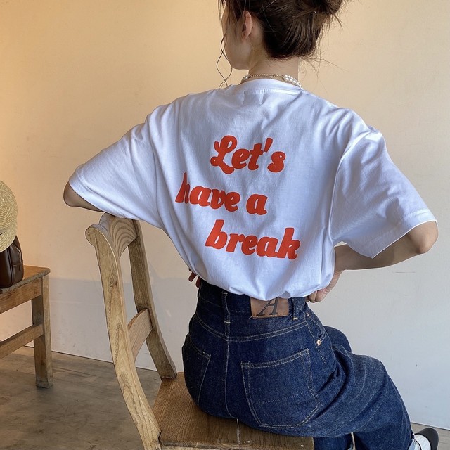 big logo T-shirt