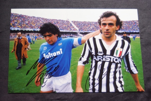 Diego Maradona Michel Platini Signed Photo マラドーナとプラティニの直筆サイン入りカラー写真 Celebcity