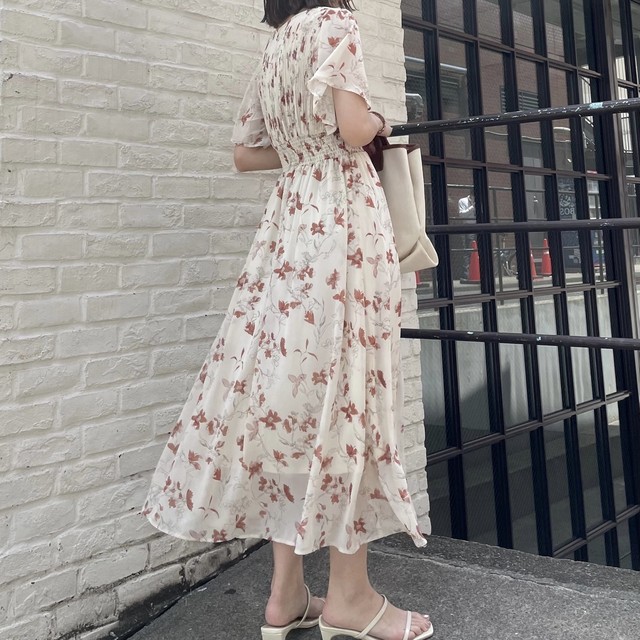 フレアスリーブお上品ワンピース Every Very Niceclaup