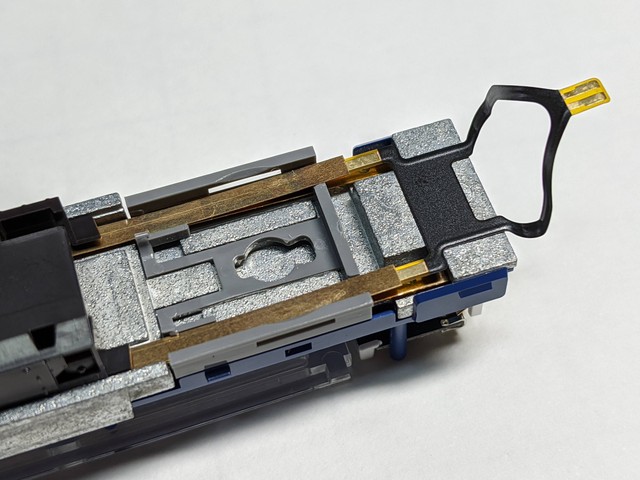 21 3月改良版 Katoカプラー通電化キット 6組入り Nゲージ ボディーマウント フックなし密連型対応 倶利伽羅車両製造 くりから しゃりょうせいぞう