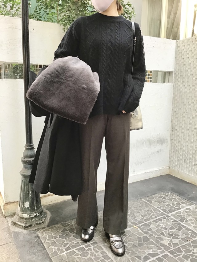 シルエットデザインケーブル柄ニット Mill Outlet