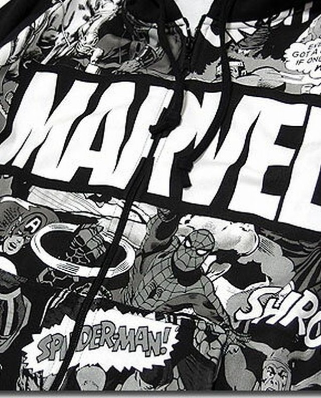 パーカー トップス メンズファッション 注目度抜群 Marvel ボックスロゴ コミックス ワンシーン 総柄プリント 裏起毛 イラスト 迫力満点 1004 Eplus741 Tre Fiore