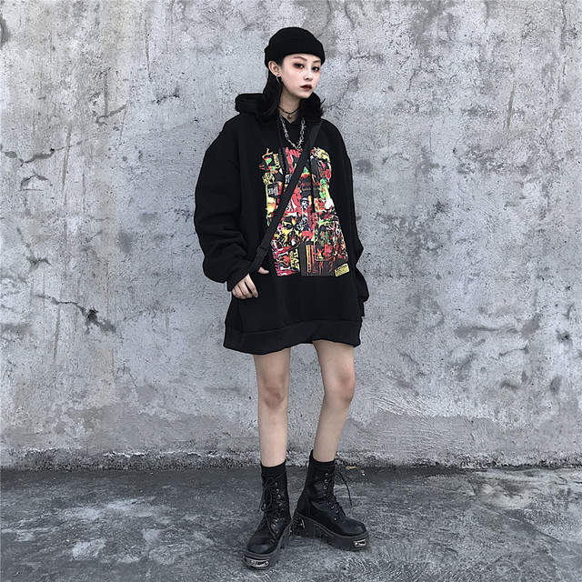 75 外国 人 ストリート ファッション ベージュ パーカー コーデ メンズ 人気のファッション画像