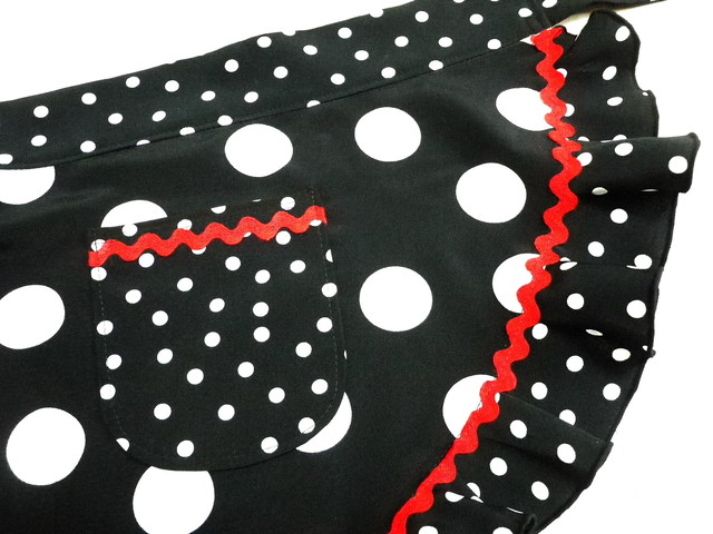 フラメンコエプロン 黒白水玉 Ole Guapa