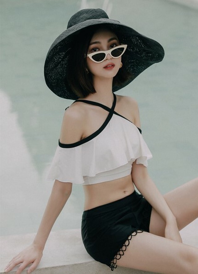 水着 オフショル水着 パンツタイプ フレアトップ クロスデザイン モノトーン 大人可愛い Arroser Summer