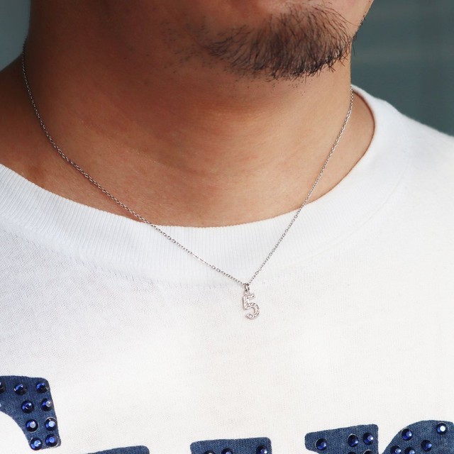 極小 可愛らしいミニサイズ 選べる2色の12種類 ナンバーネックレス ペンダント 運命数 記念日 プレゼント メンズ レディースネックレス ペア Sun Shop 極小 可愛らしいミニサイズ 選べる2色の12種類 ナンバーネックレス ペンダント 運命数 記念日 プレゼント メンズ レディースネックレス ペア Sun Shop