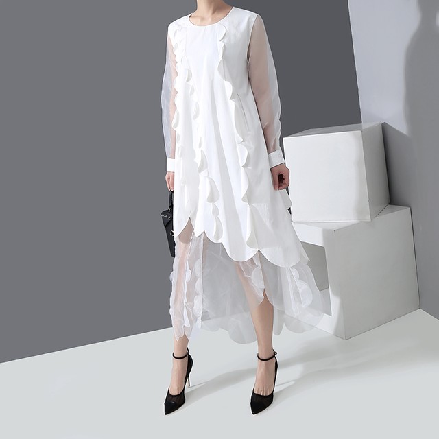 ワンピース ホワイトワンピース ホワイトワンピ レース アシンメトリー フリル フリルワンピース レースワンピース 個性的 個性 個性ワンピース モード系 モード系女子 ミディアム丈 春物 春コーデ Ukiukionepicec