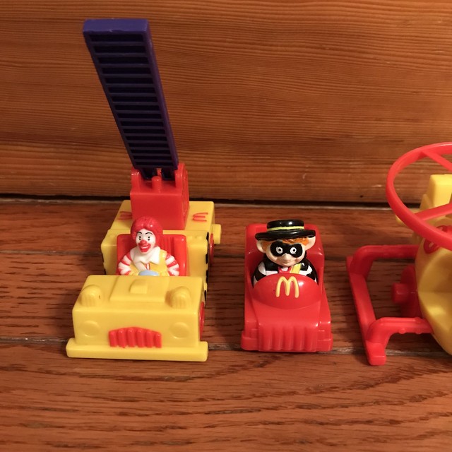 90 S マクドナルドトイ マックエアポート シリーズ全4種類コンプリートセット ドナルド ハンバーグラー バーディ グリマス4点 ハッピーセットのおもちゃ ミールトイ Honey Antique ヴィンテージ アメリカン雑貨 アンティーク アメトイ インテリア小物