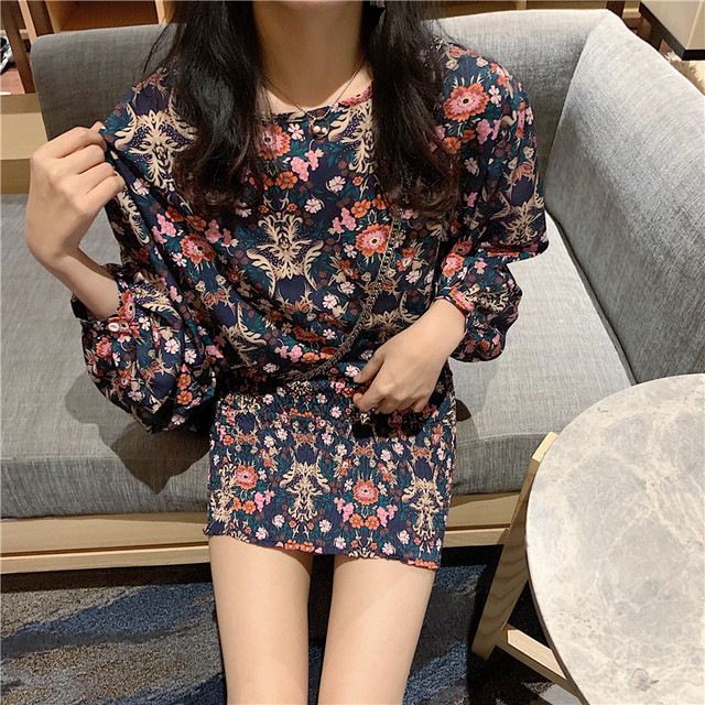 ボタニカル柄ワンピース ミニ丈 シック ラウンドネック 春夏 お出かけ デート 女子会 長袖 レトロ ヴィンテージ アンティーク ランタンスリーブ Arroser