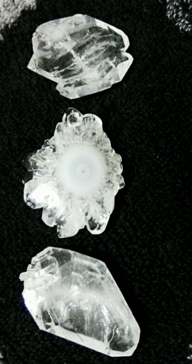 エーテリアルクリスタルヒーリングアチューンメント White Lotus